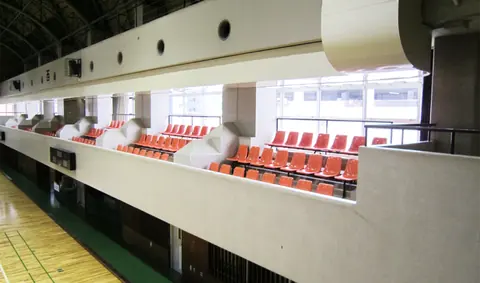 江戸川区スポーツセンターの大体育室観覧席