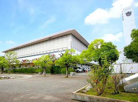 八千代市市民体育館の建物外観