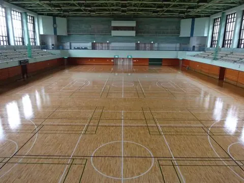 狭山市民総合体育館のアリーナ